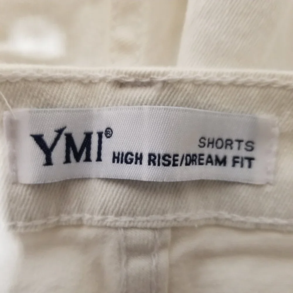 RMI High Rise Dream Fit Distressed White 90's Boyfriend Shorts 13